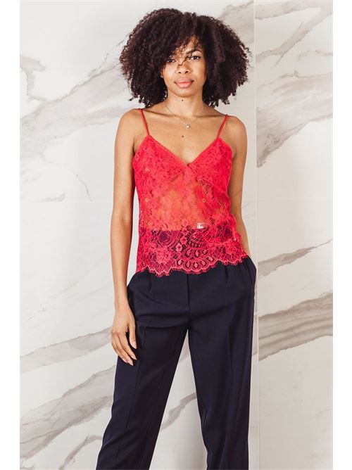 Racy coral